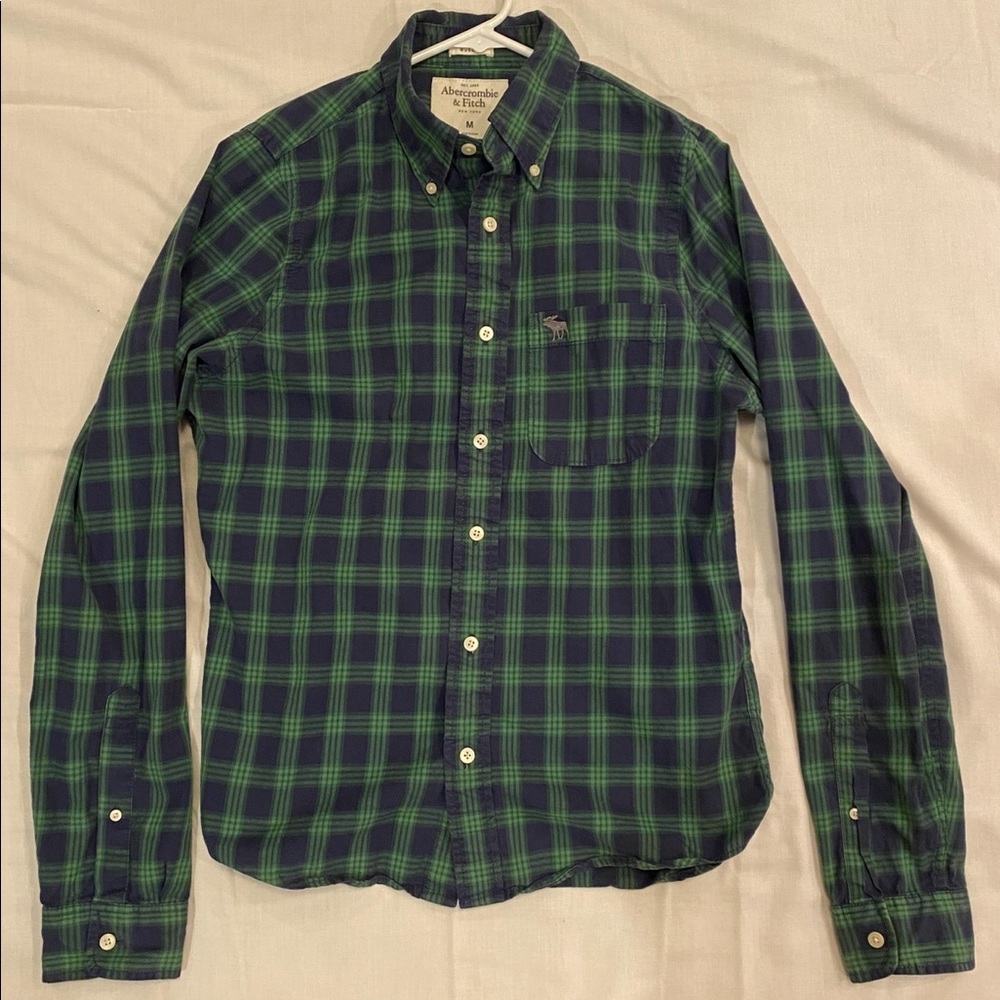 Abercrombie and Fitch - Long Sleeve Flannel - Men’s Medium - Barely Worn